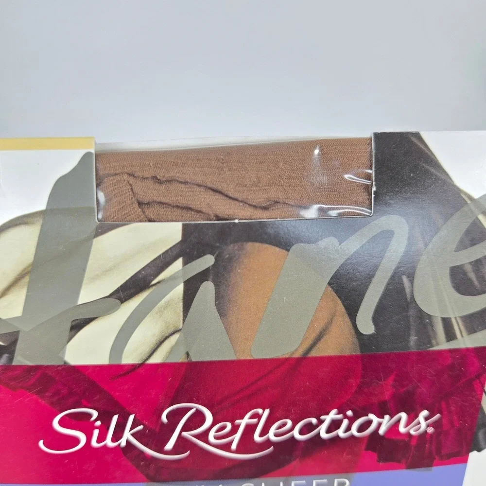 Hanes Silk Reflections Silky Sheer Control Top Pantyhose 718 Size CD 3 pk colors